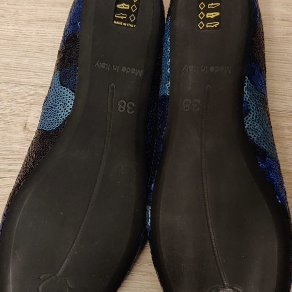 Blue Loafers (Italy) - Picture 7 of 12
